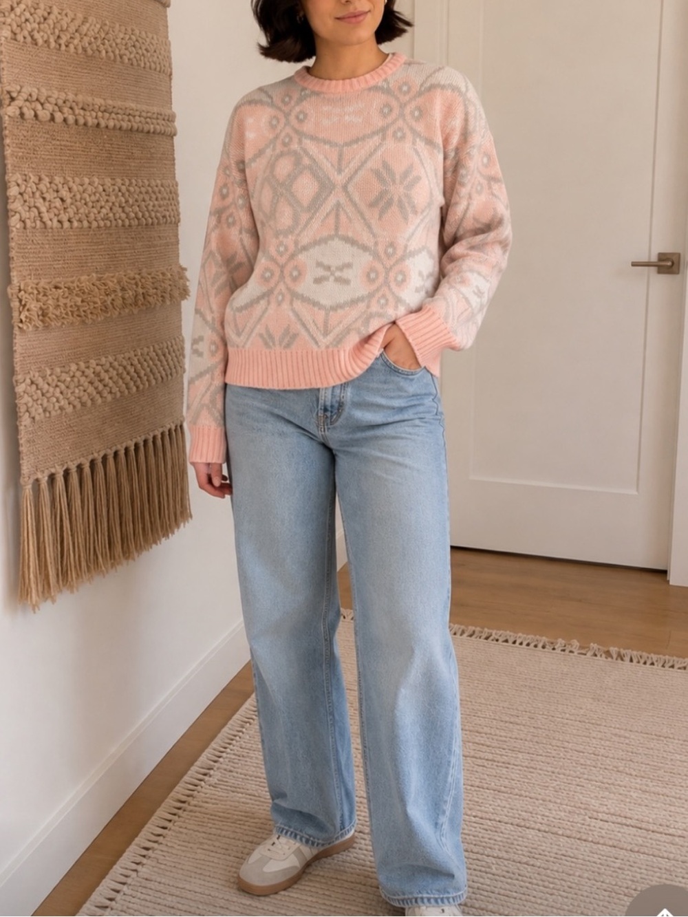 Vintage Pink Geometric Patterned Sweater size Medium